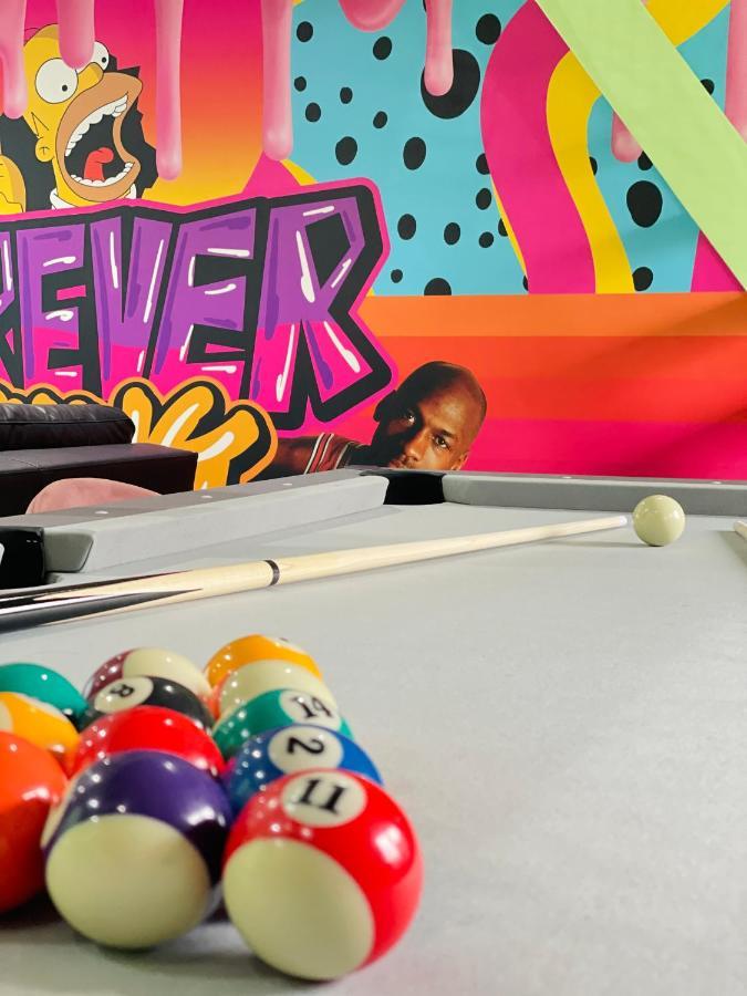 Capsule Forever Young - Jacuzzi - Sauna - Billard - Arcade De Jeux - Netflix & Home Cinema - Ping Pong Hastiere-par-dela Exterior foto