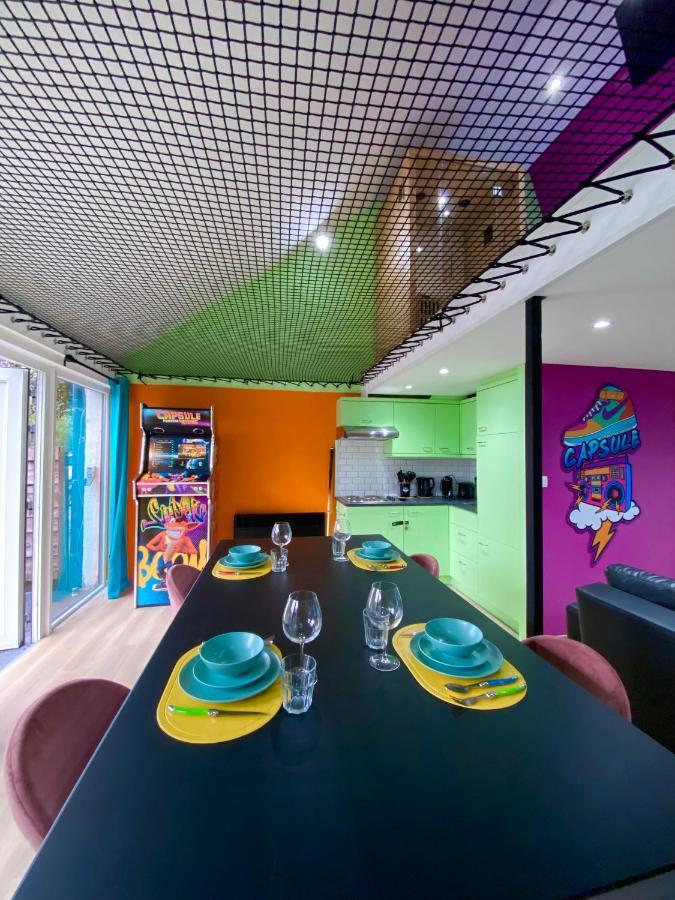 Capsule Forever Young - Jacuzzi - Sauna - Billard - Arcade De Jeux - Netflix & Home Cinema - Ping Pong Hastiere-par-dela Exterior foto