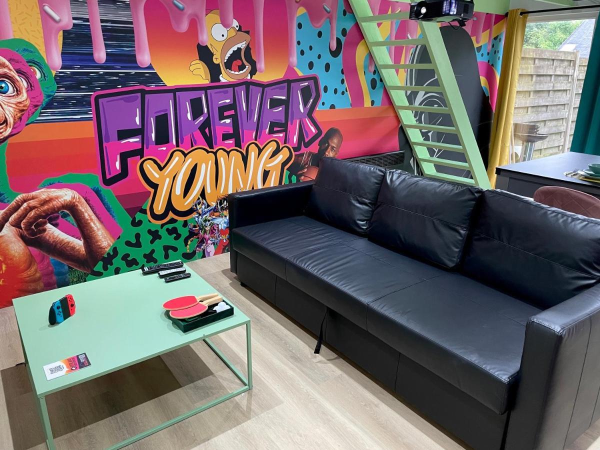 Capsule Forever Young - Jacuzzi - Sauna - Billard - Arcade De Jeux - Netflix & Home Cinema - Ping Pong Hastiere-par-dela Exterior foto